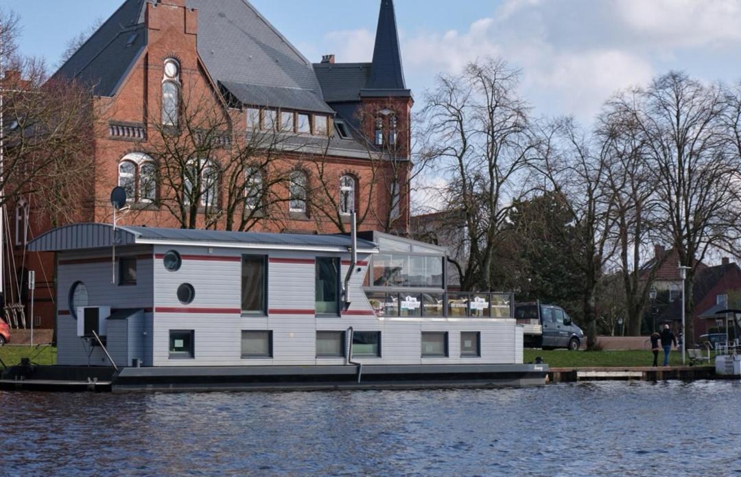 Hausboot Die Leseinsel Emden Exterior foto